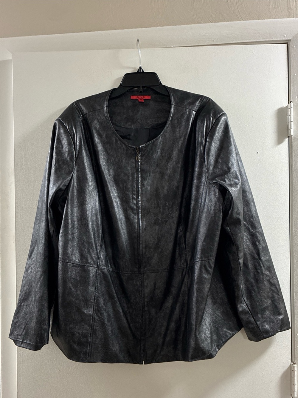 Black Metallic Faux Leather Zip-Front With Shoulder Pads Round-Neck Jacket